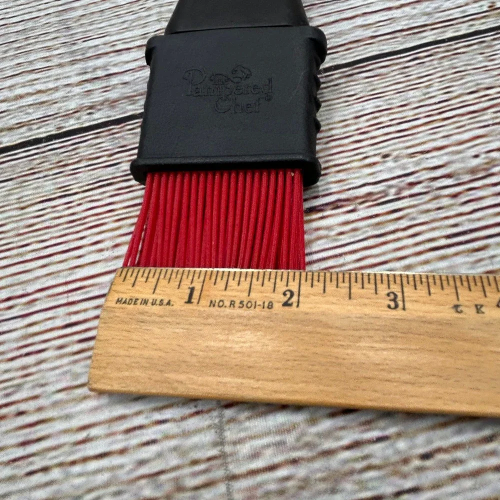 Pampered Chef Silicone Basting Brush Black Red Heat Resistant 11.5 Inch‎ 1755
